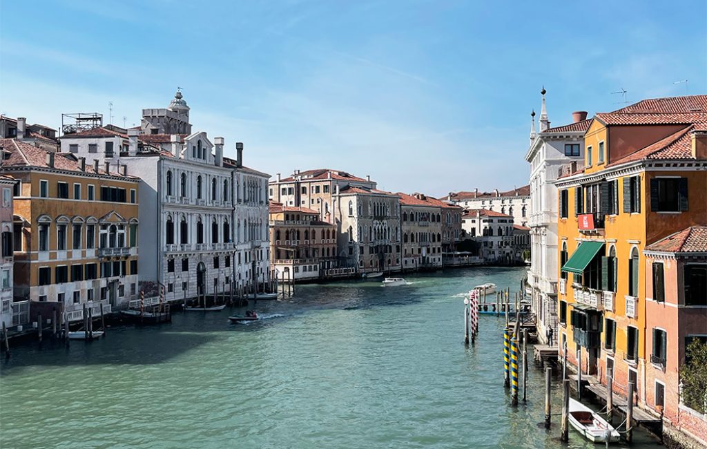 Venice view for Contact us page